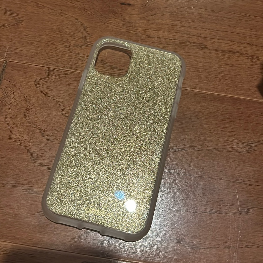 IPhone 11 sparkly phone case! Perfect condition!